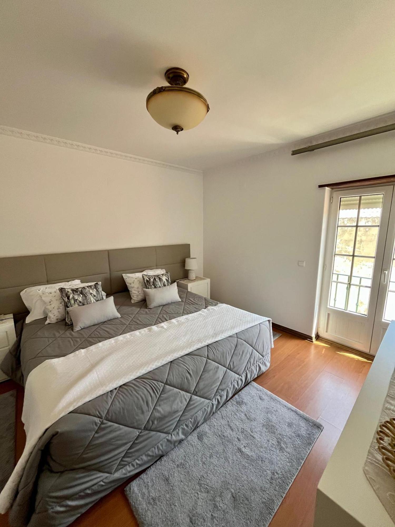 Alojamento Real São Pedro da Cadeira Extérieur photo
